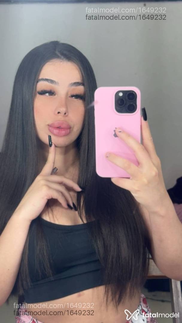 Acompanhante mulher morena (o) de olhos castanhos - Bianca bueno