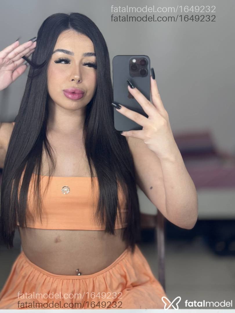 Acompanhante mulher morena (o) de olhos castanhos - Bianca bueno