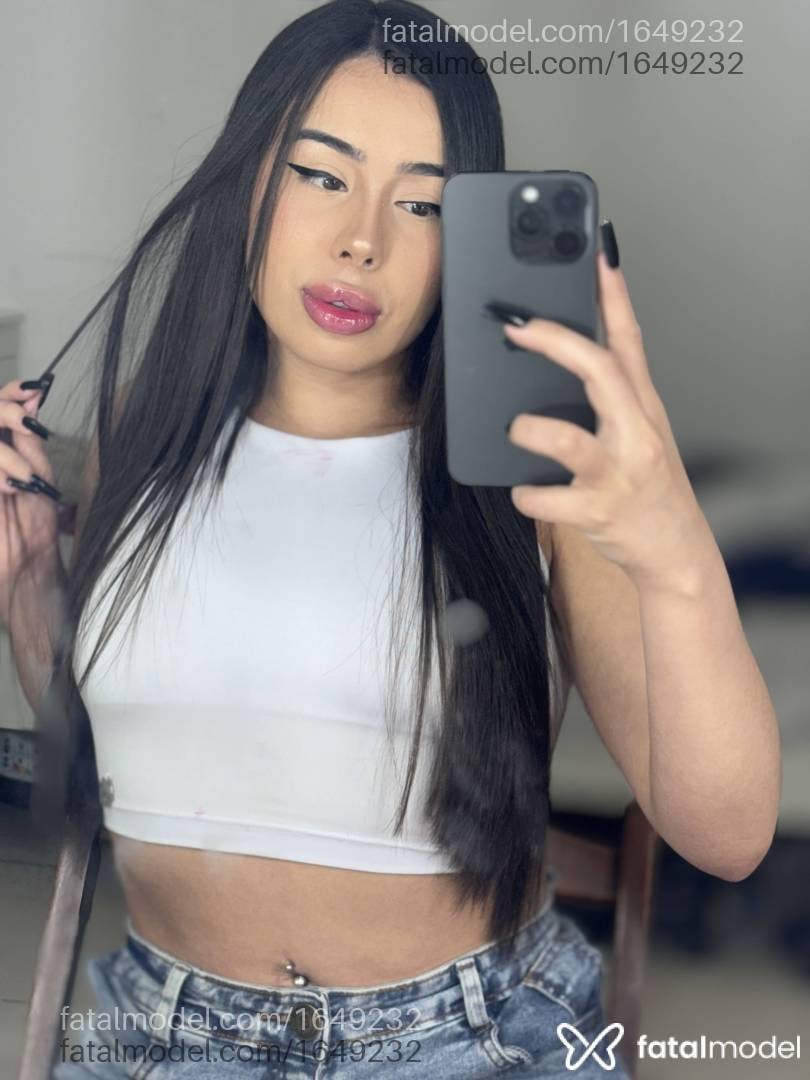 Acompanhante mulher morena (o) de olhos castanhos - Bianca bueno