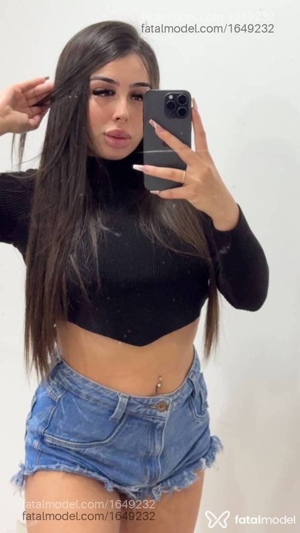 Acompanhante mulher morena (o) de olhos castanhos - Bianca bueno