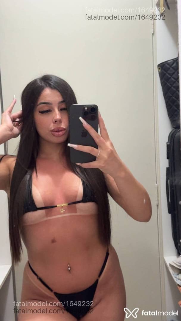 Acompanhante mulher morena (o) de olhos castanhos em Balneário Camboriú - Bianca bueno