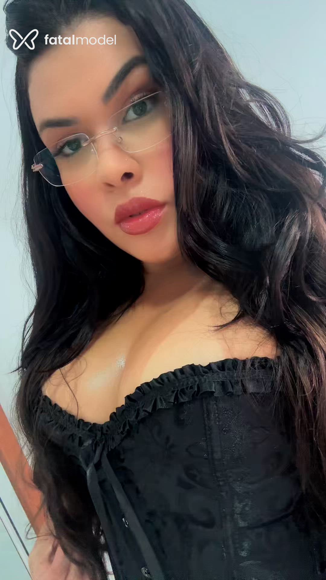Acompanhante mulher morena (o) de olhos pretos - Raquel Albuquerque