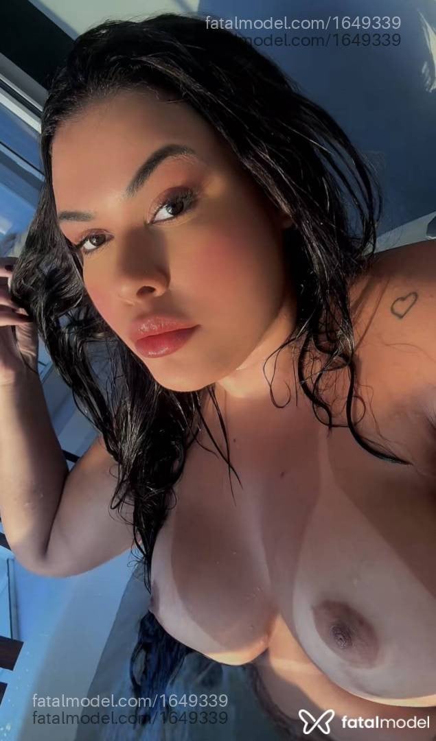 Acompanhante mulher morena (o) de olhos pretos - Raquel Albuquerque
