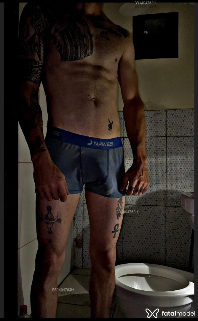 Acompanhante homem morena (o) de olhos castanhos em Goiânia - Ponce