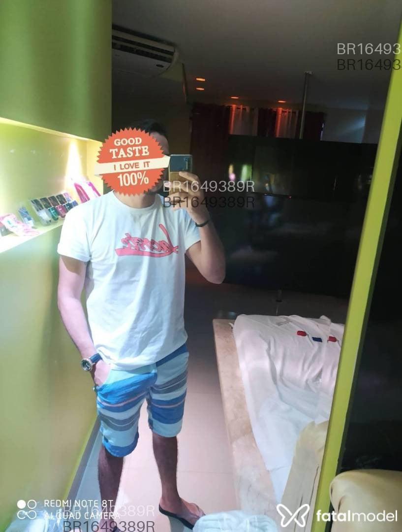 Acompanhante homem morena (o) de olhos castanhos em São José - Diogo