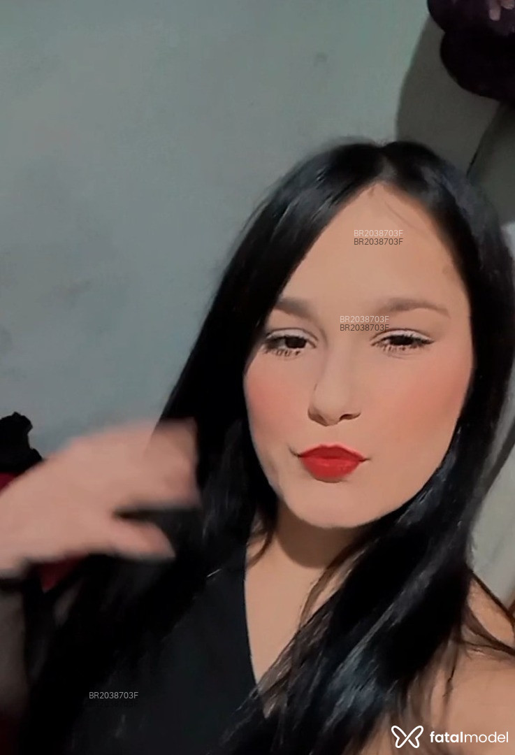 Acompanhante mulher morena (o) de olhos castanhos em Virtual - Vitoria