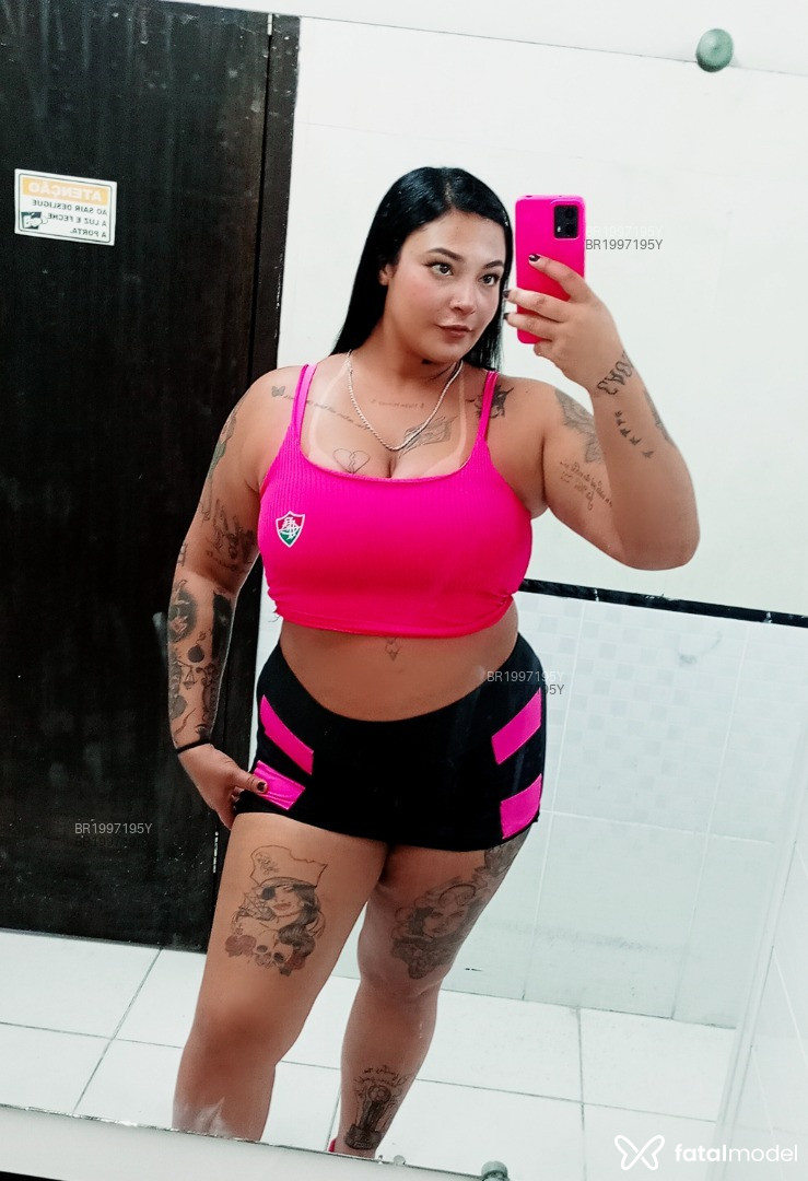 Acompanhante mulher morena (o) de olhos castanhos em Virtual - Themonia