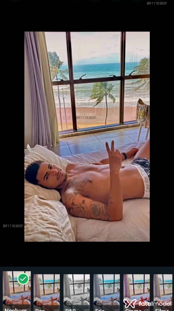 Acompanhante homem morena (o) de olhos castanhos em São José do Rio Preto - Arthur