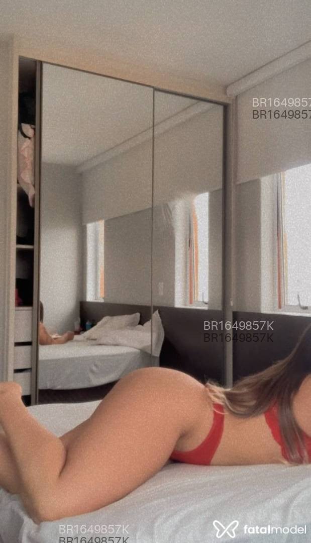 Acompanhante mulher loira (o) de olhos mel em Criciúma - Rafaela Garcia