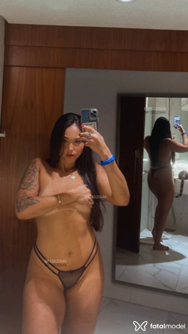 Acompanhante mulher com cabelo castanho de olhos castanhos em Rio de Janeiro - Mari Pahinni