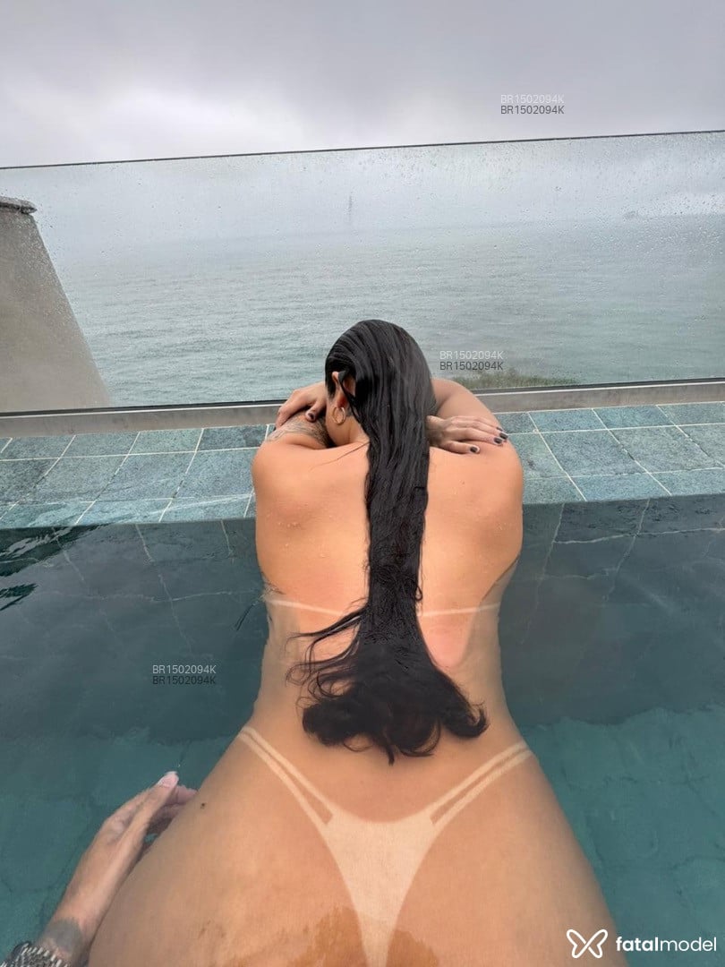 Acompanhante mulher com cabelo castanho de olhos castanhos em Rio de Janeiro - Mari Pahinni