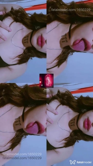Acompanhante mulher trans com cabelo castanho de olhos castanhos em Anápolis - Aisha