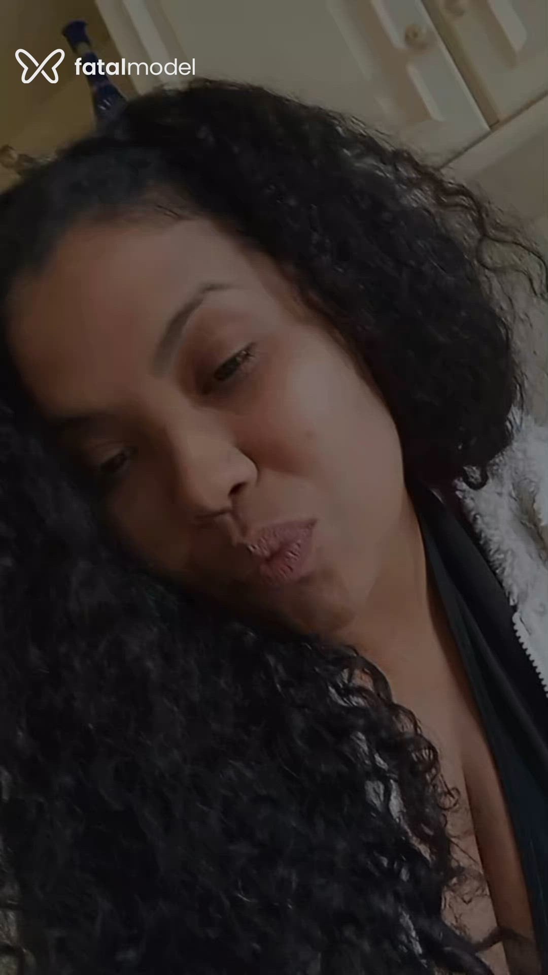 Acompanhante mulher morena (o) de olhos castanhos - Babi Morena Acompanhante mulher morena (o) de olhos castanhos - Babi Morena
