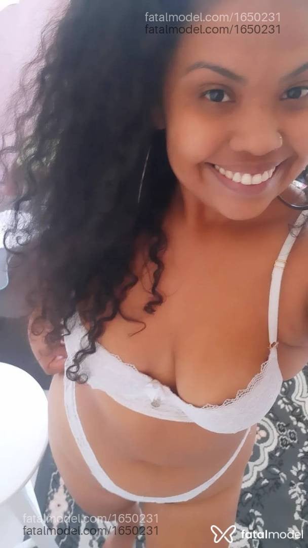 Acompanhante mulher morena (o) de olhos castanhos em Jaraguá do Sul - Babi Morena