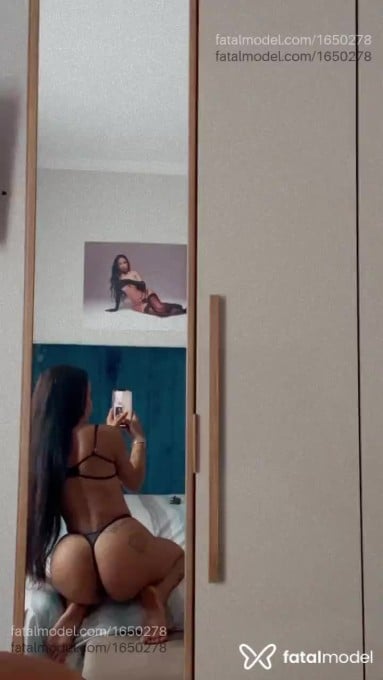Acompanhante mulher com cabelo castanho de olhos mel em Limeira Acompanhante mulher com cabelo castanho de olhos mel em Limeira - Aurora Bianca