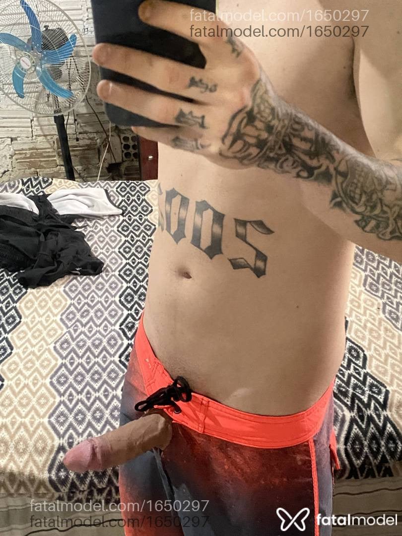 Acompanhante homem morena (o) de olhos castanhos - Novinhomagrinho