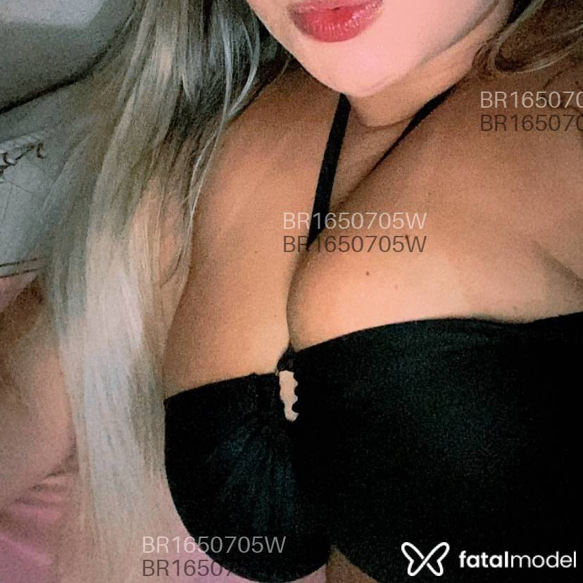 Acompanhante mulher loira (o) de olhos castanhos em São Lourenço Acompanhante mulher loira (o) de olhos castanhos em São Lourenço - Bruna