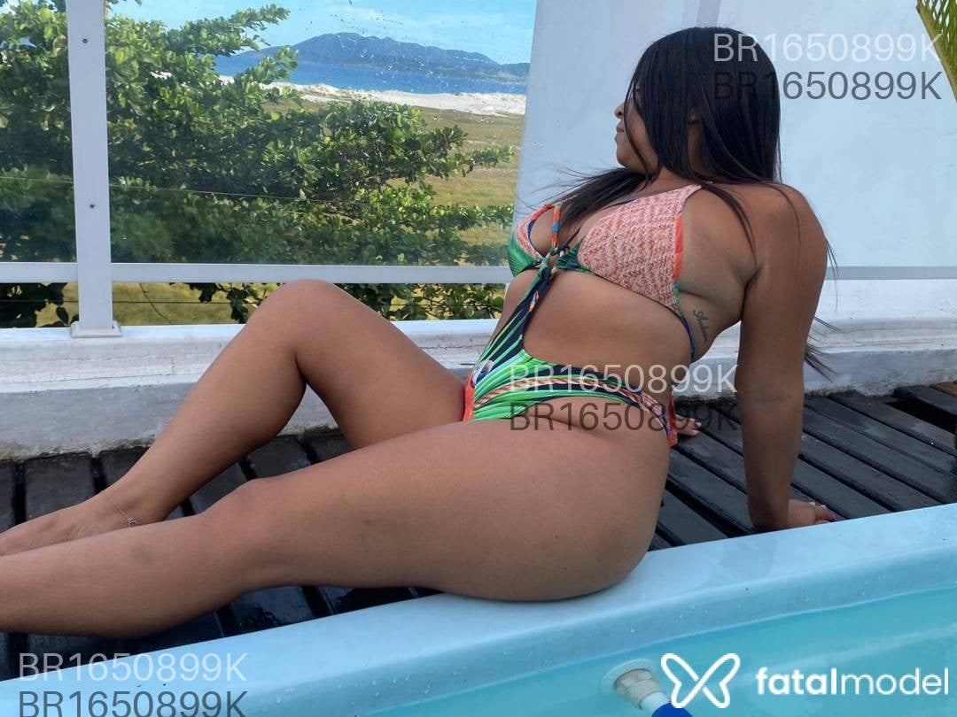 Acompanhante mulher morena (o) de olhos castanhos em Cabo Frio - Bella