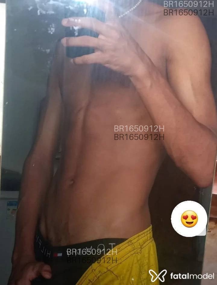 Acompanhante homem morena (o) de olhos castanhos em Palmas Acompanhante homem morena (o) de olhos castanhos em Palmas - LEKINHO