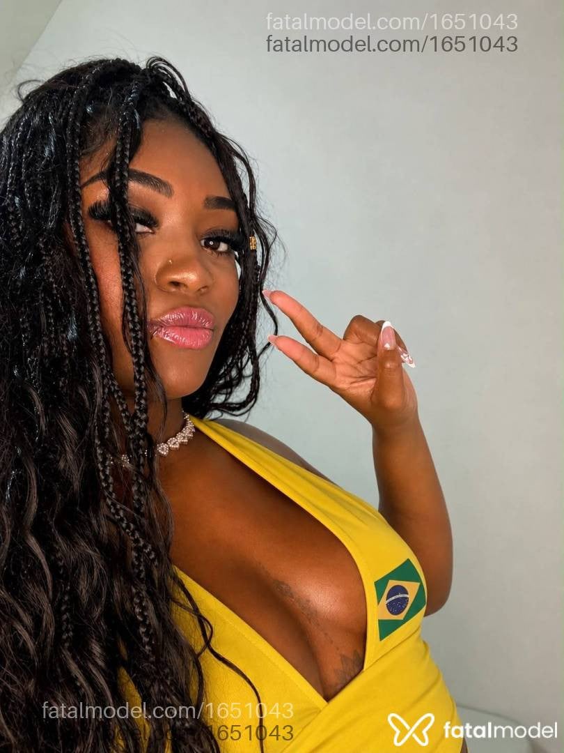 Acompanhante mulher morena (o) de olhos pretos em São José dos Campos - Preta