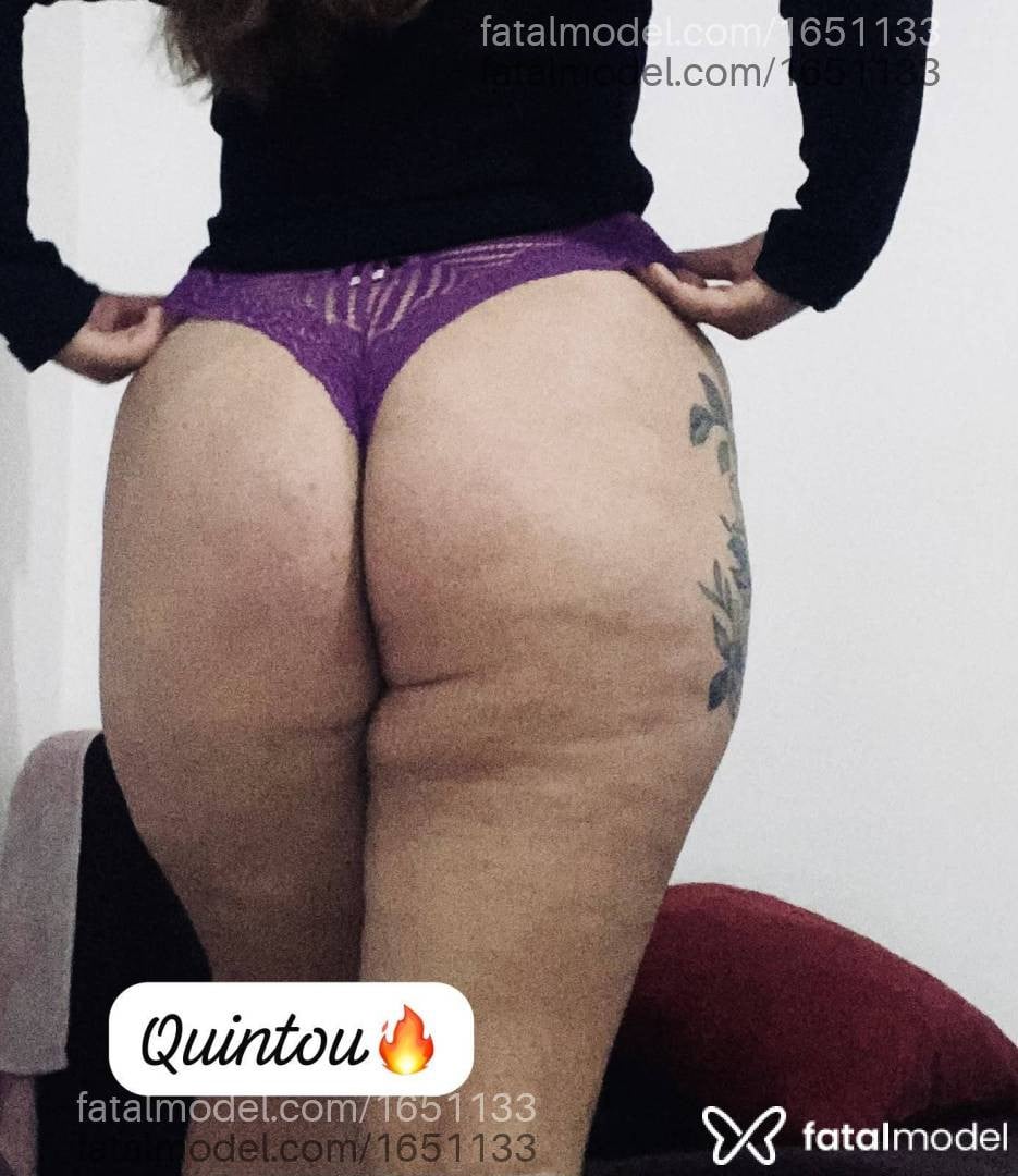 Acompanhante mulher com cabelo castanho de olhos castanhos - Jéssica