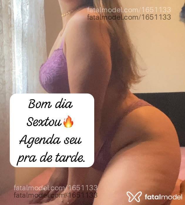 Acompanhante mulher com cabelo castanho de olhos castanhos - Jéssica
