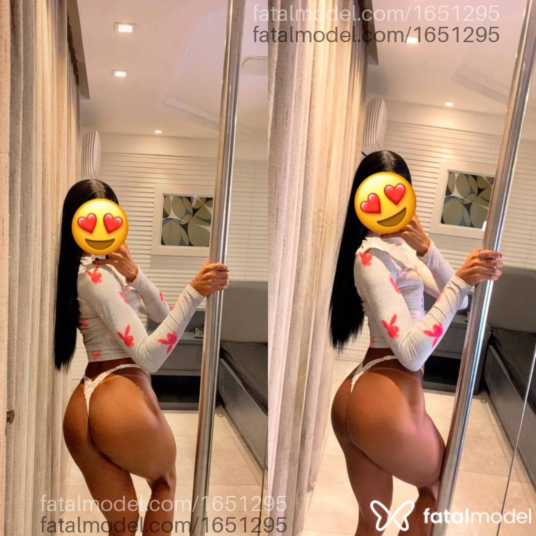 Acompanhante mulher trans morena (o) de olhos castanhos em Virtual - Lara