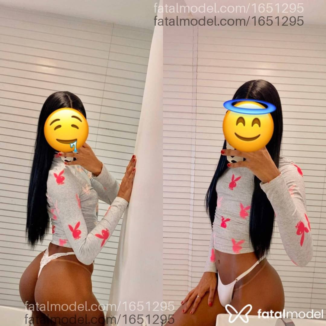 Acompanhante mulher trans morena (o) de olhos castanhos - Lara