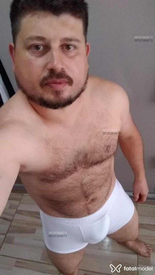 Acompanhante homem com cabelo castanho de olhos castanhos em Florianópolis - Raley