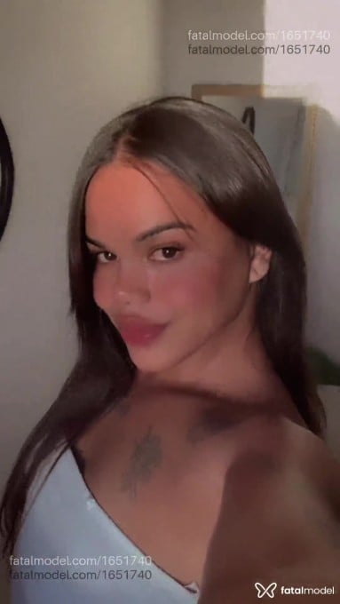 Acompanhante mulher trans morena (o) de olhos castanhos em Maceió - Bella Campos