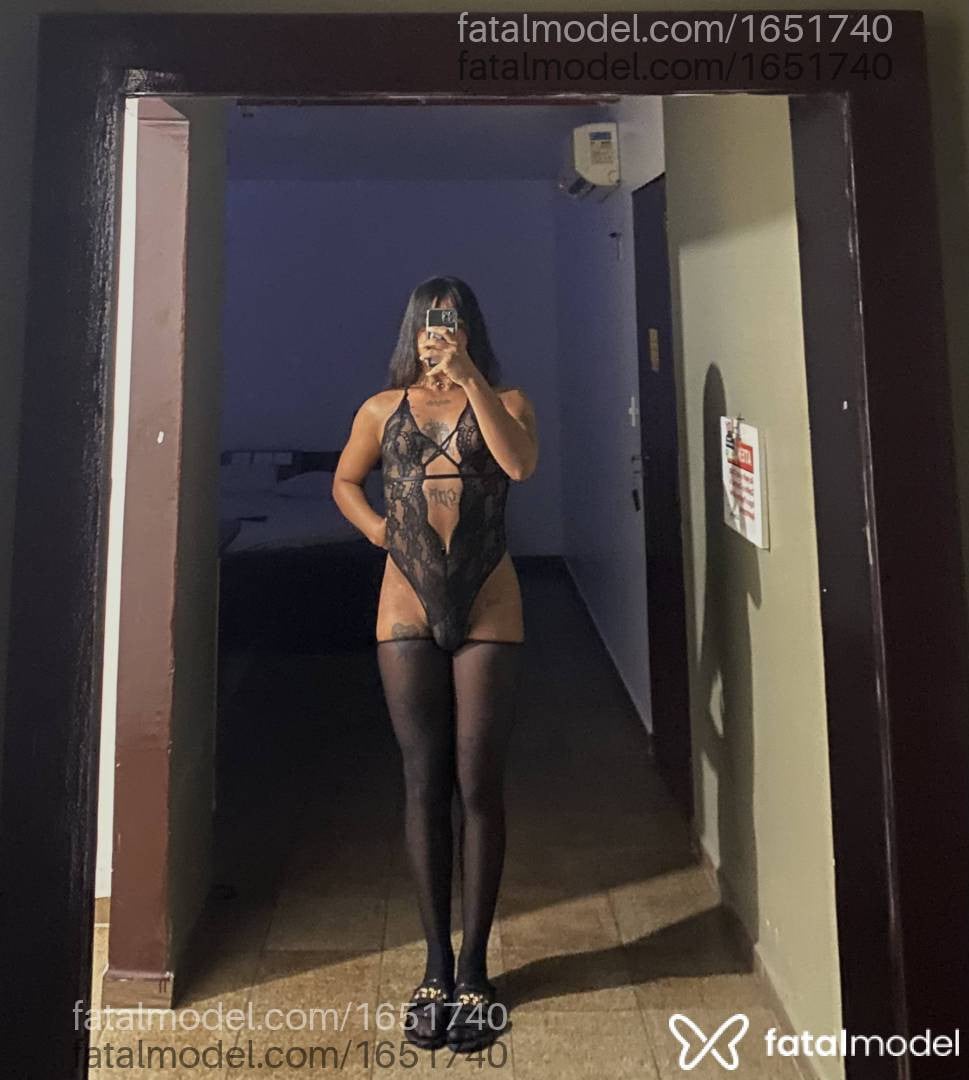 Acompanhante mulher trans morena (o) de olhos castanhos em Maceió - Bella Campos