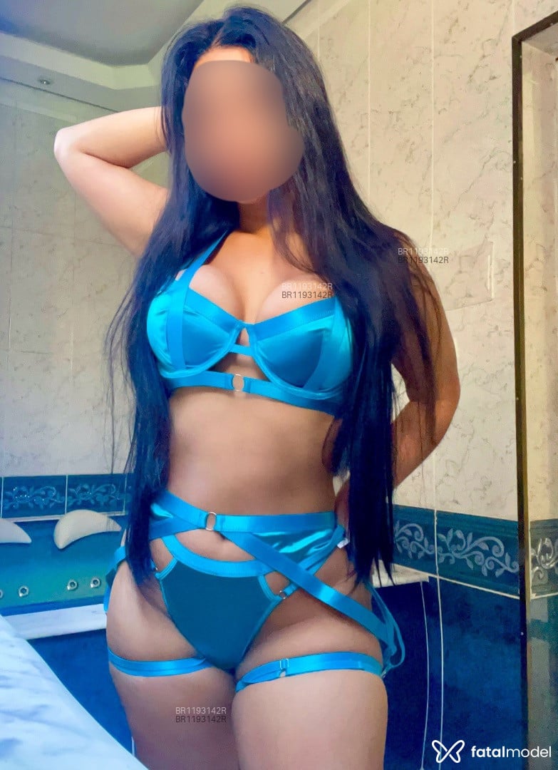 Acompanhante mulher morena (o) de olhos castanhos - Sayuri