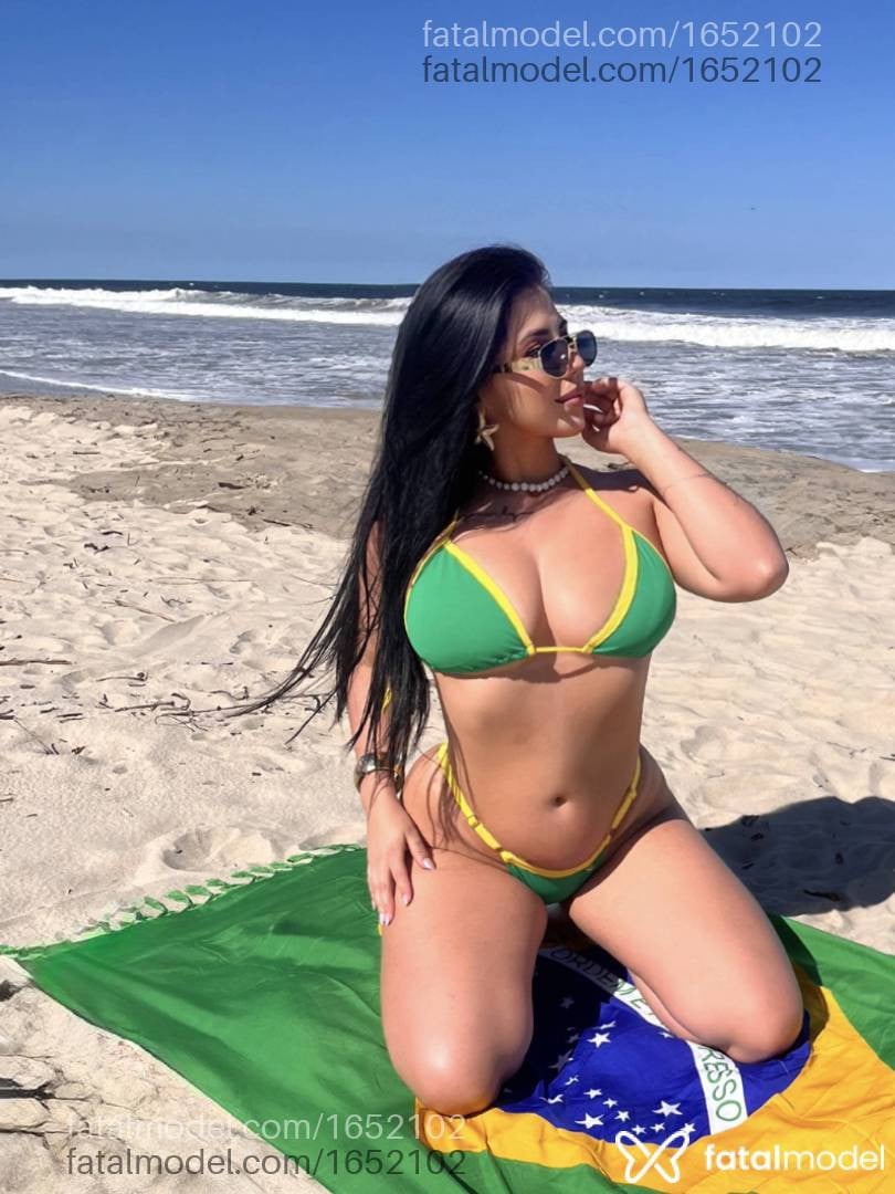 Acompanhante mulher morena (o) de olhos castanhos - Gabriela Santorini