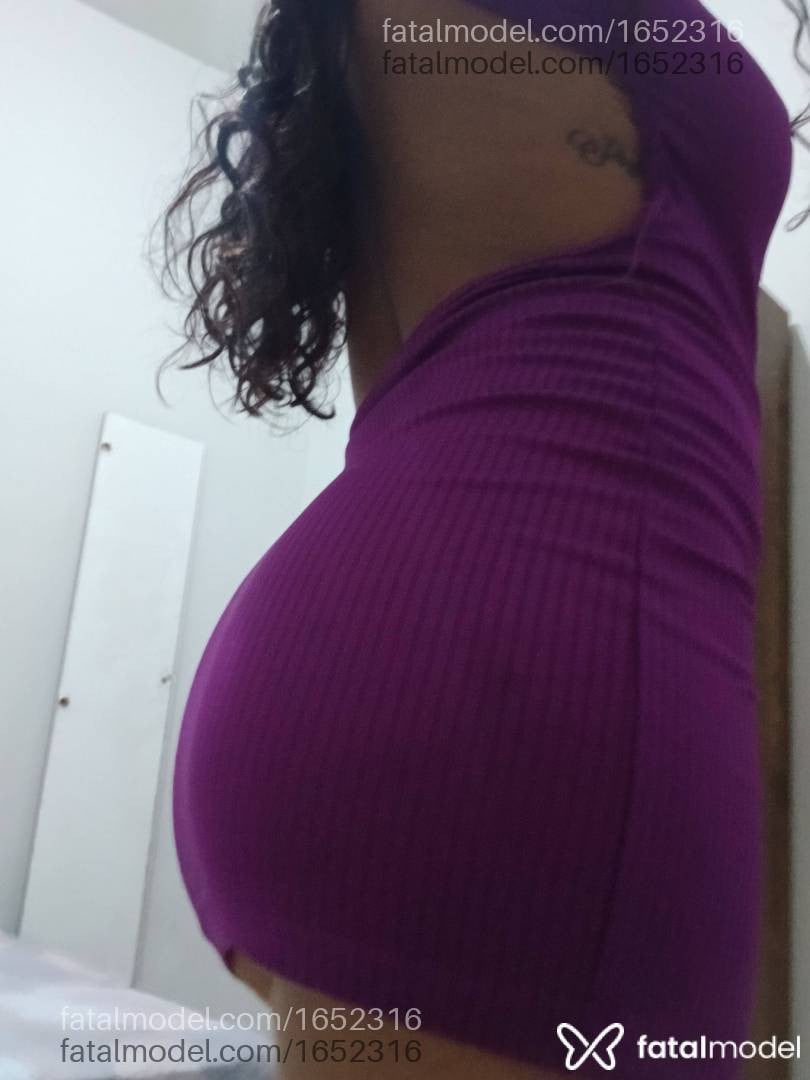 Acompanhante mulher com cabelo castanho de olhos castanhos - Amora anjos