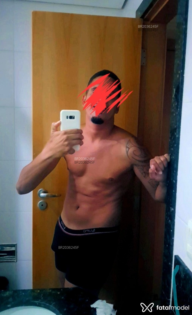 Acompanhante homem morena (o) de olhos castanhos em Rio de Janeiro Acompanhante homem morena (o) de olhos castanhos em Rio de Janeiro - Brinquedo
