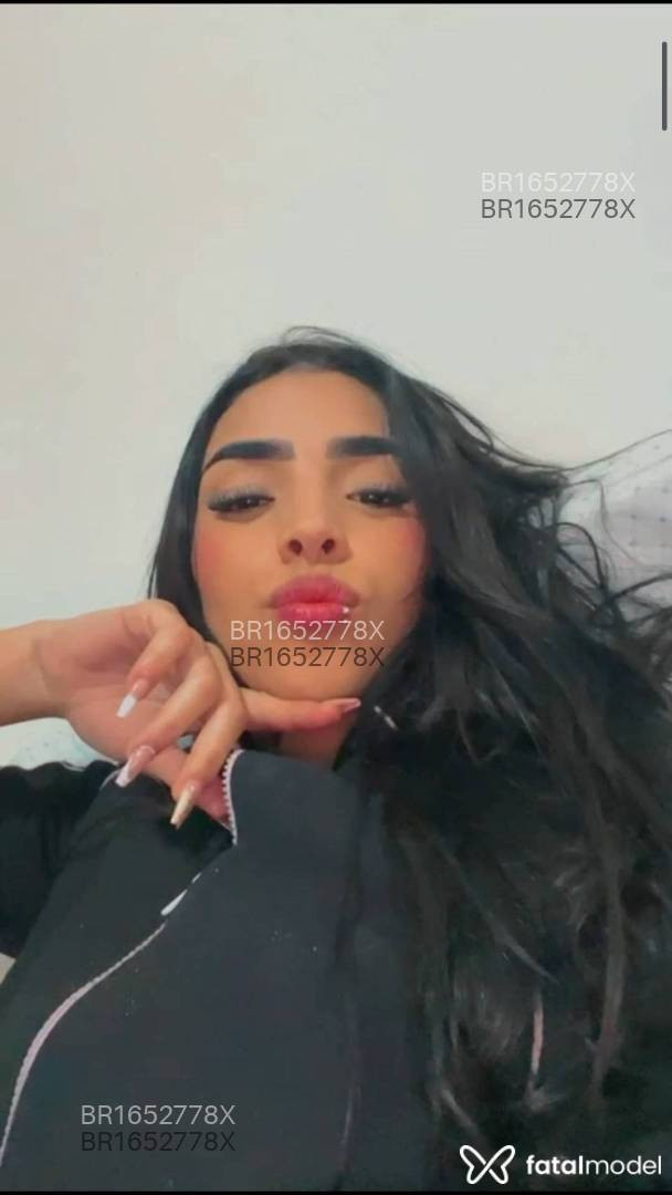 Acompanhante mulher morena (o) de olhos castanhos em Divinópolis - Melissa