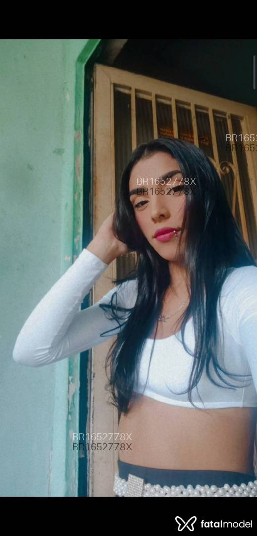 Acompanhante mulher morena (o) de olhos castanhos em Divinópolis - Melissa