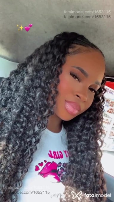 Acompanhante mulher com cabelo castanho de olhos castanhos em Varginha - Brenda monteiro