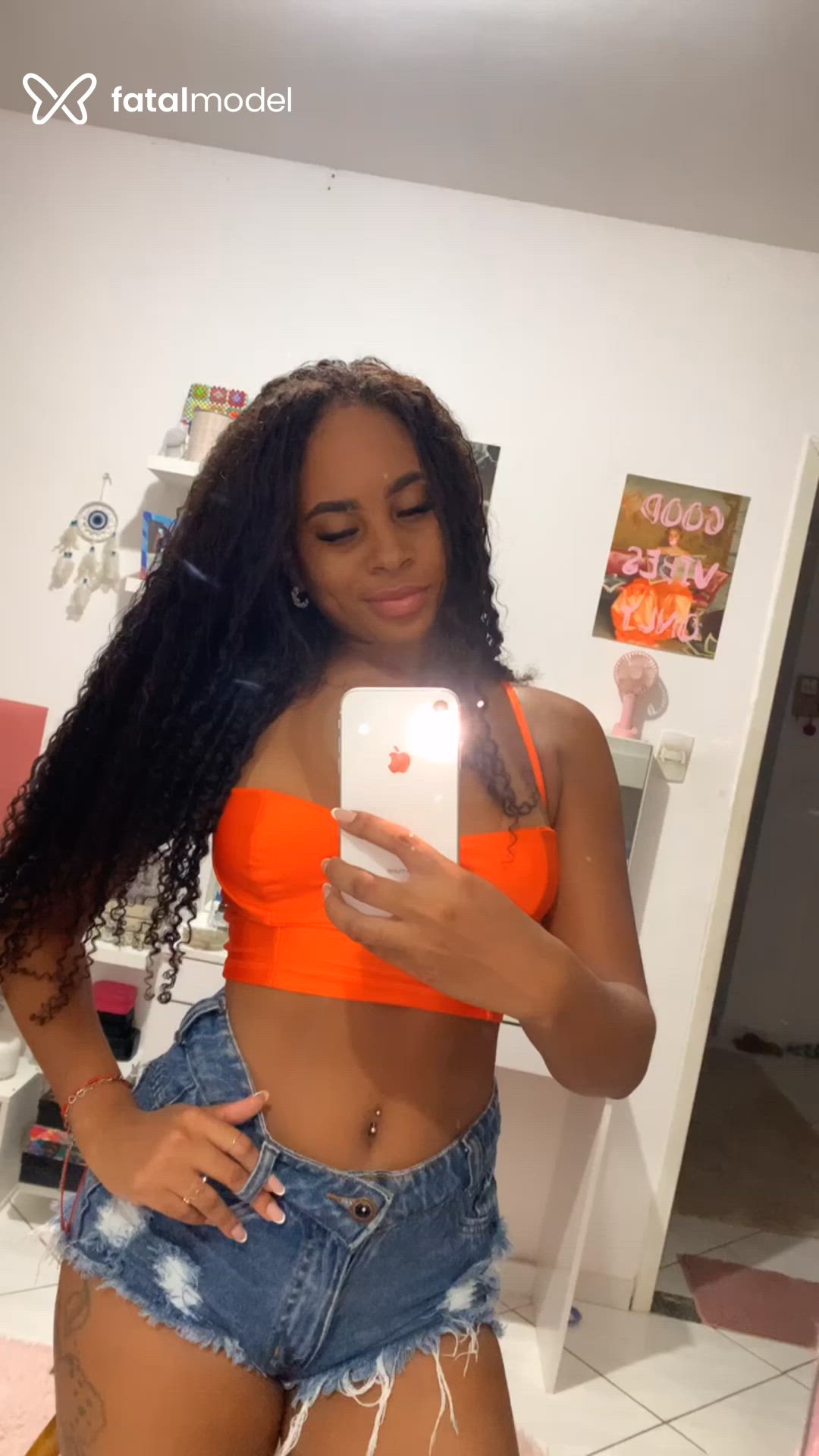 Acompanhante mulher com cabelo castanho de olhos castanhos em Coronel Fabriciano Acompanhante mulher com cabelo castanho de olhos castanhos em Coronel Fabriciano - Brenda monteiro