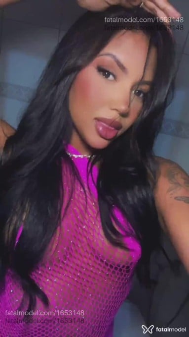 Acompanhante mulher morena (o) de olhos castanhos em São José do Rio Preto - Lara Reislin