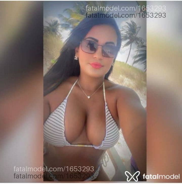 Acompanhante mulher morena (o) de olhos pretos - Vaqueira