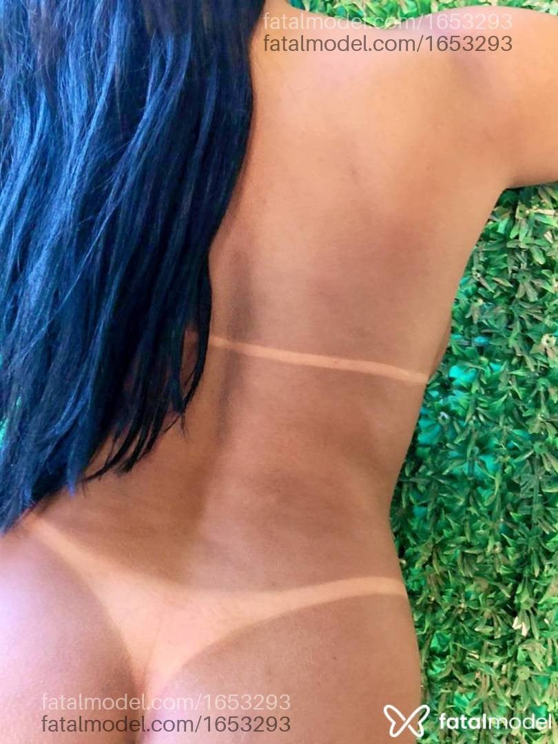 Acompanhante mulher morena (o) de olhos pretos em Capim Grosso Acompanhante mulher morena (o) de olhos pretos em Capim Grosso - Vaqueira