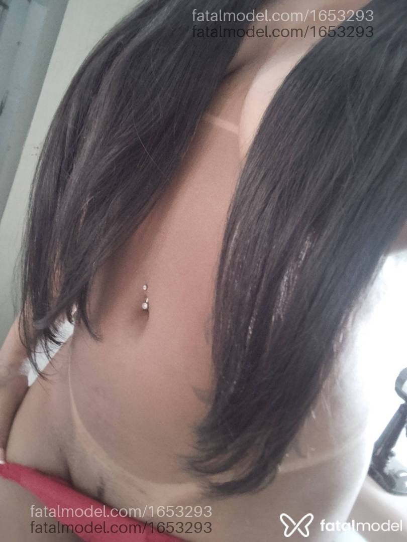 Acompanhante mulher morena (o) de olhos pretos - Vaqueira