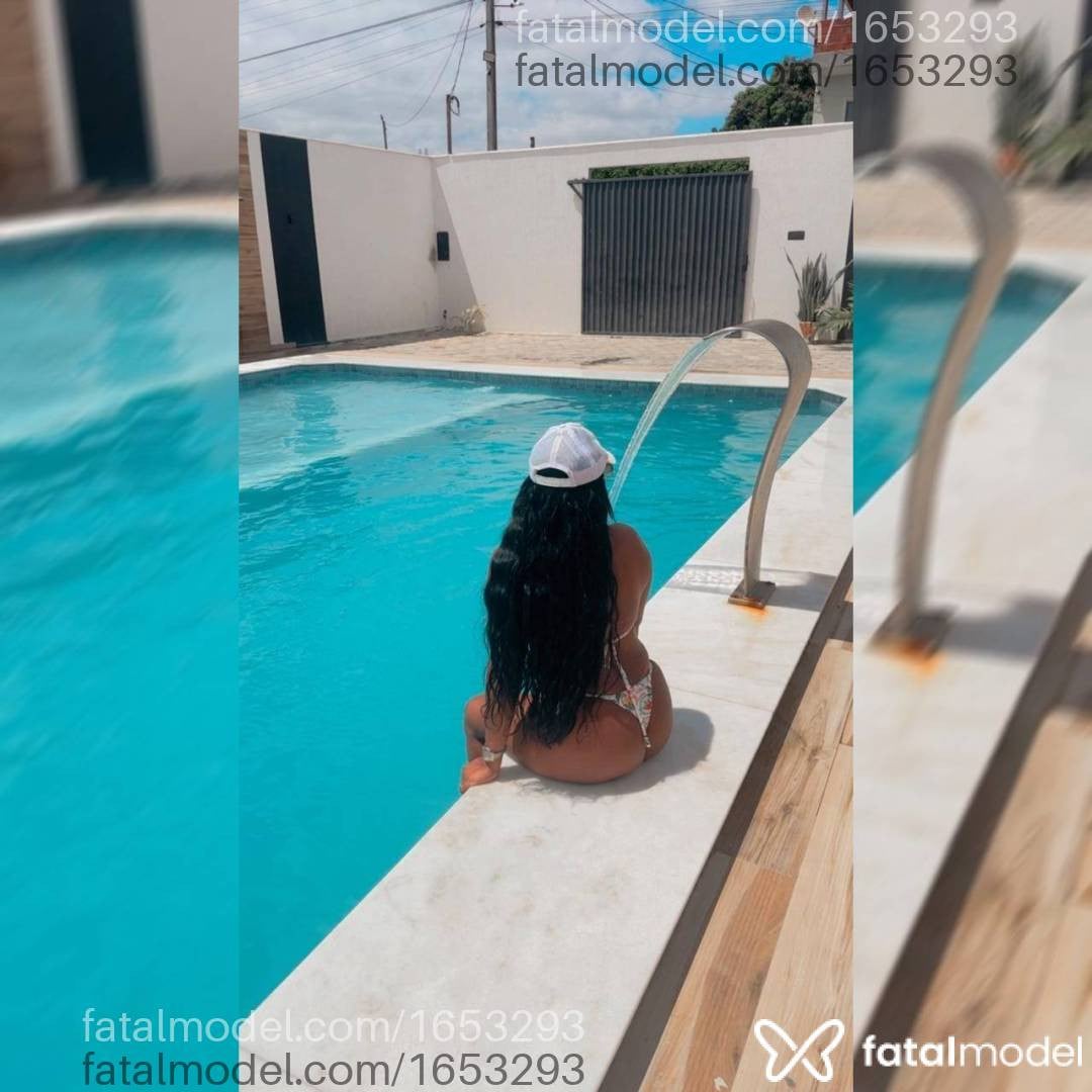 Acompanhante mulher morena (o) de olhos pretos - Vaqueira