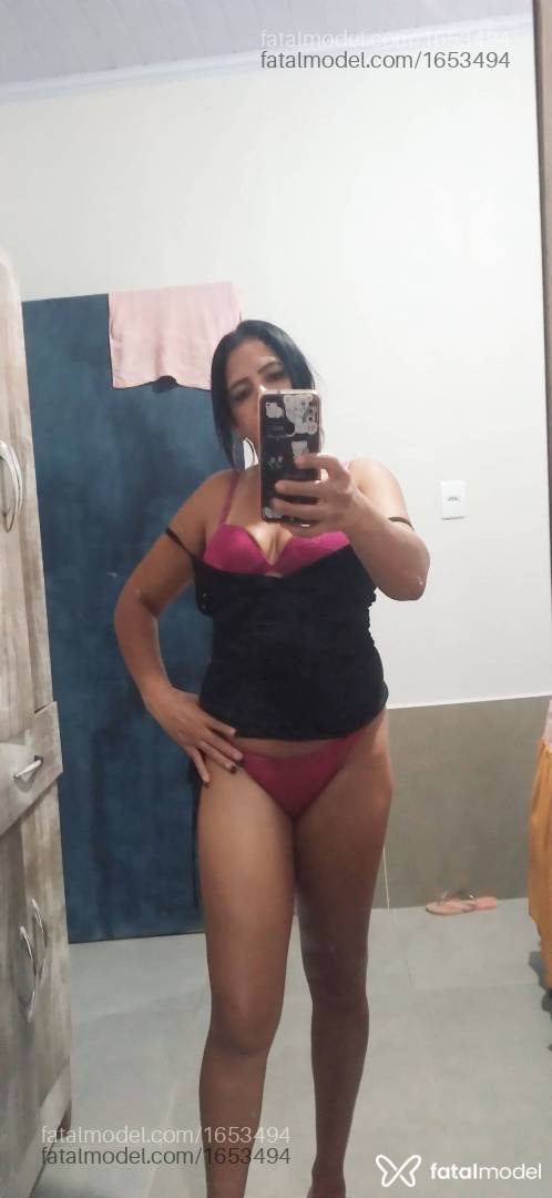 Acompanhante mulher morena (o) de olhos castanhos em Goiânia - Luana