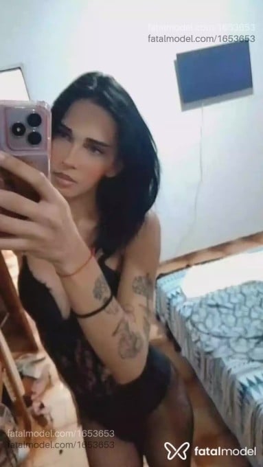 Acompanhante mulher trans morena (o) de olhos mel em Cuiabá Acompanhante mulher trans morena (o) de olhos mel em Cuiabá - CAMILLE DIAS