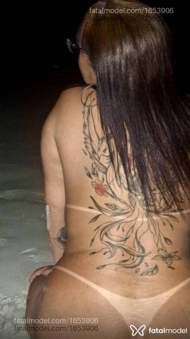 Acompanhante mulher com cabelo castanho de olhos castanhos em Cabo Frio - DoutoraSexy