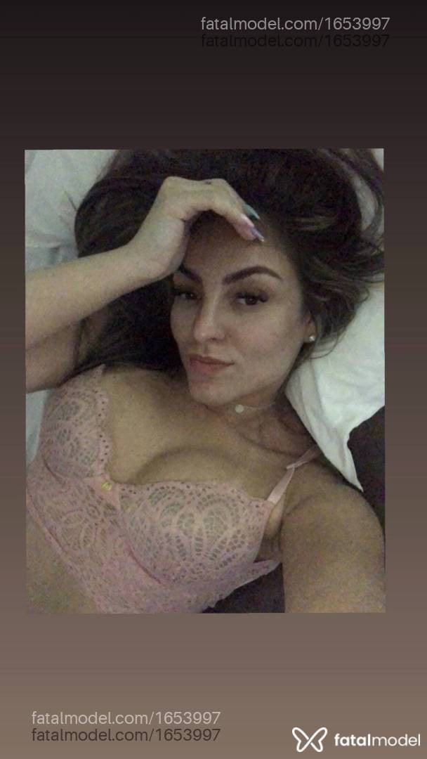 Acompanhante mulher com cabelo castanho de olhos castanhos em Foz do Iguaçu - JÚLIA