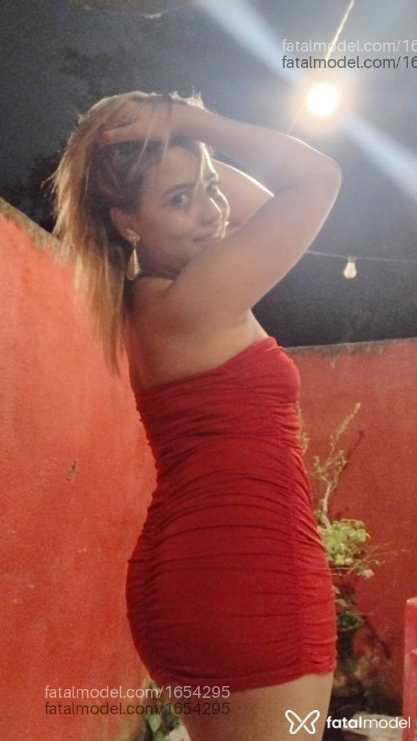 Acompanhante mulher loira (o) de olhos castanhos - Ravane almeida Acompanhante mulher loira (o) de olhos castanhos - Ravane almeida