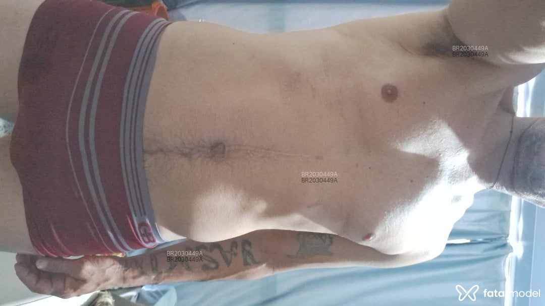 Acompanhante homem morena (o) de olhos castanhos em Navegantes Acompanhante homem morena (o) de olhos castanhos em Navegantes - Ricardo